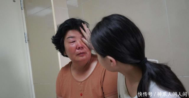 7旬老人被送养老院，老人含泪控诉：生男生女是真的不同啊