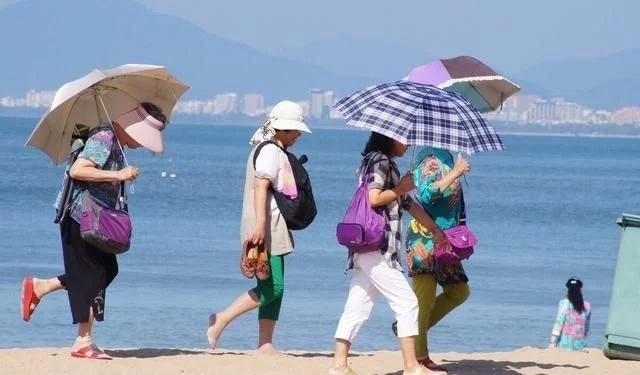 退休后，我们开启了“候鸟式”定居养老生活，夕阳无限好